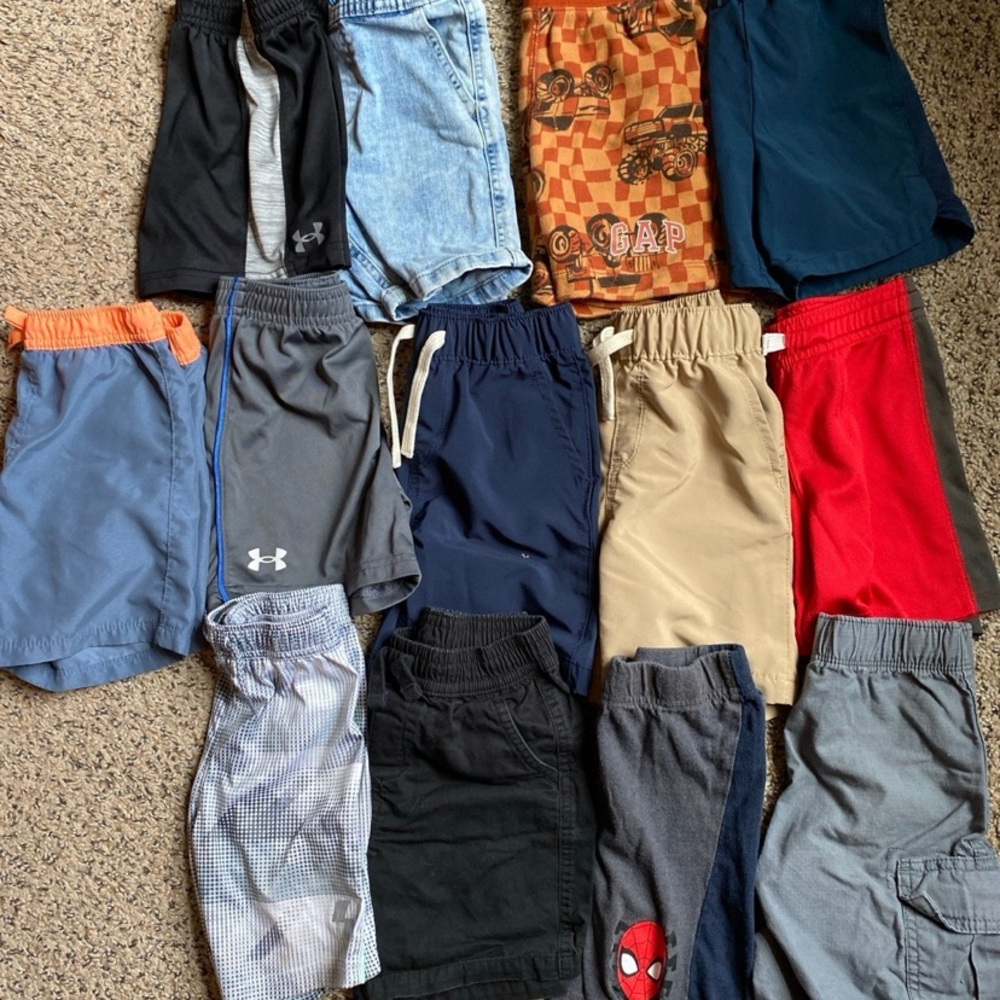 Boys 3t shorts lot